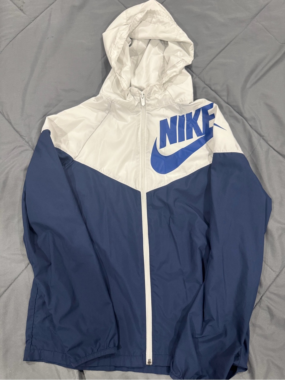 Nike White and Navy Hooded Kids Windbreaker